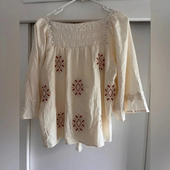 Miss Me Shirt Blouse Women Size Small Ivory Embroidered Boho, Western, Peasant - Picture 2 of 5